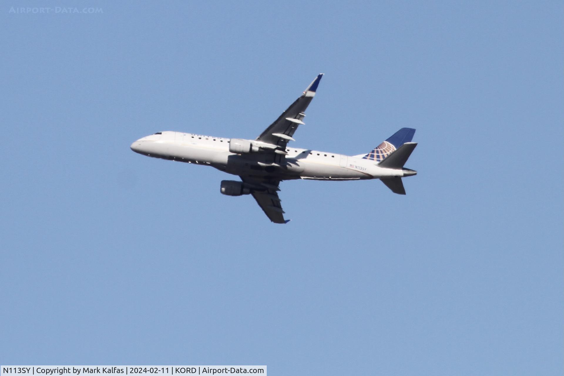 N113SY, 2014 Embraer 175LR (ERJ-170-200LR) C/N 17000407, E75L SkyWest/United Express EMBRAER 175 N113SY SKW5453 KORD-CYYZ