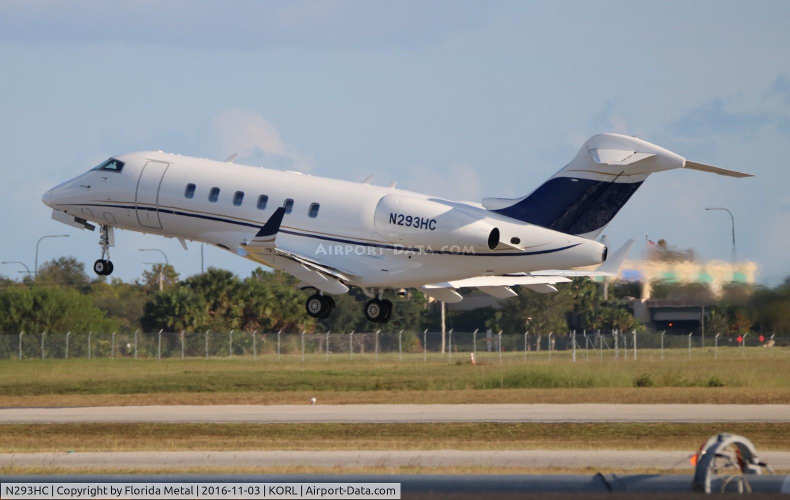 N293HC, 2011 Bombardier Challenger 300 (BD-100-1A10) C/N 20330, Challenger 300 zx