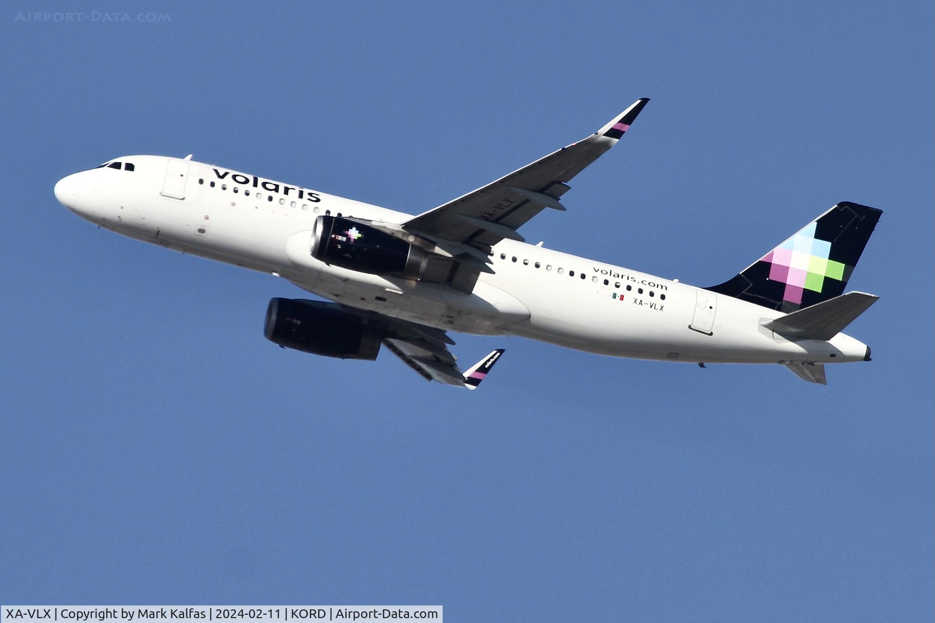 XA-VLX, 2016 Airbus A320-233 C/N 7376, A320 Volaris Airbus A3290-233  XA-VLX VOI290 KORD-MMLO
