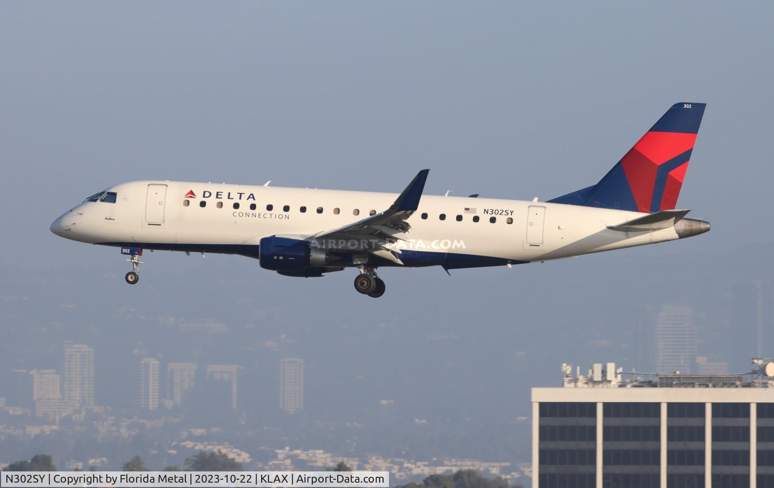 N302SY, 2019 Embraer ERJ-175LL C/N 17000839, SKW/DAL E175 zx SLC-LAX