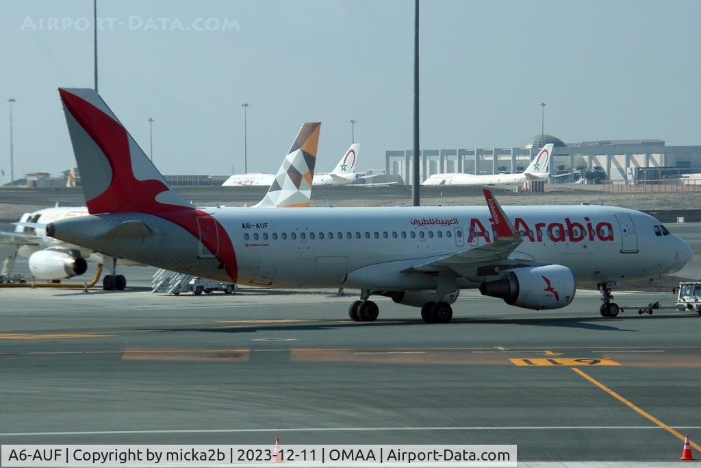 A6-AUF, 2014 Airbus A320-214 C/N 6000, Taxiing