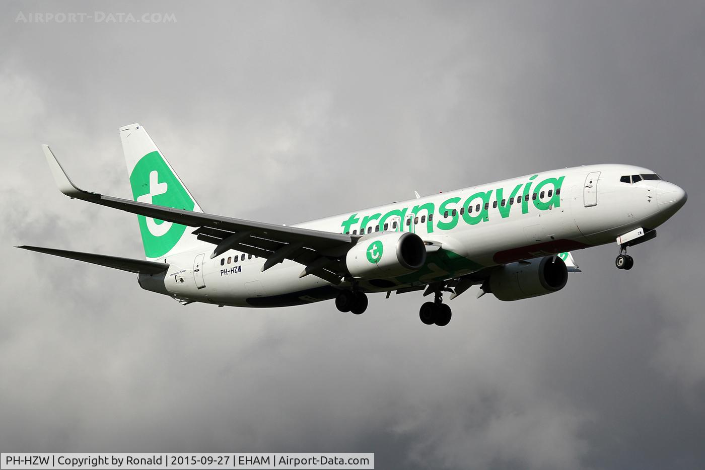 PH-HZW, 2002 Boeing 737-8K2 C/N 29345, at spl