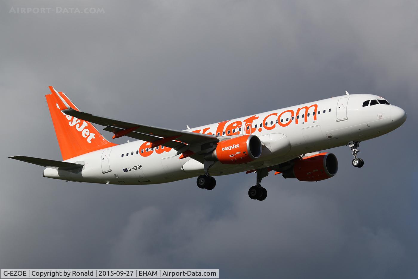 G-EZOE, 2015 Airbus A320-214 C/N 6509, at spl