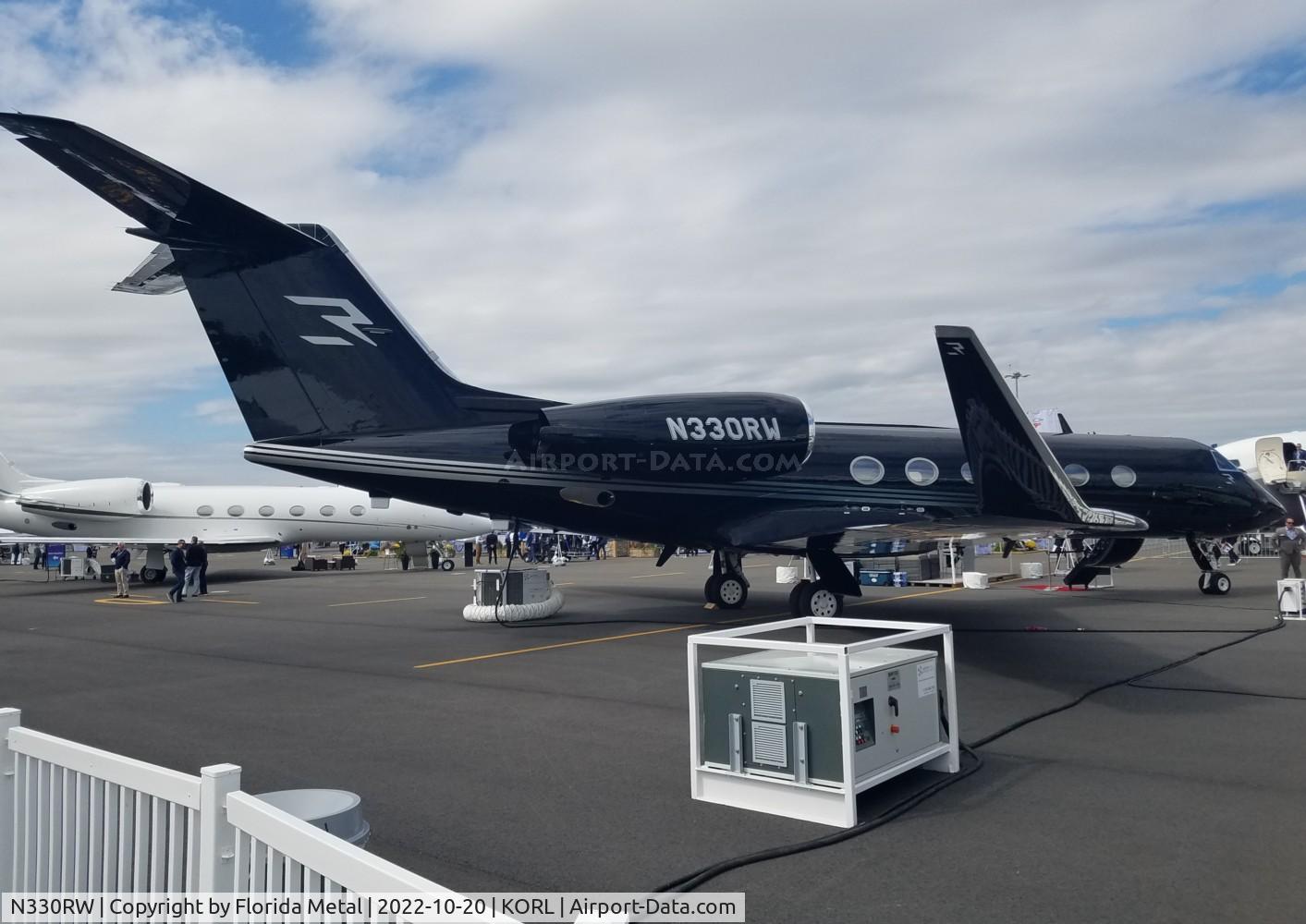 N330RW, 1999 Gulfstream Aerospace G-IV C/N 1382, NBAA 2022 zx