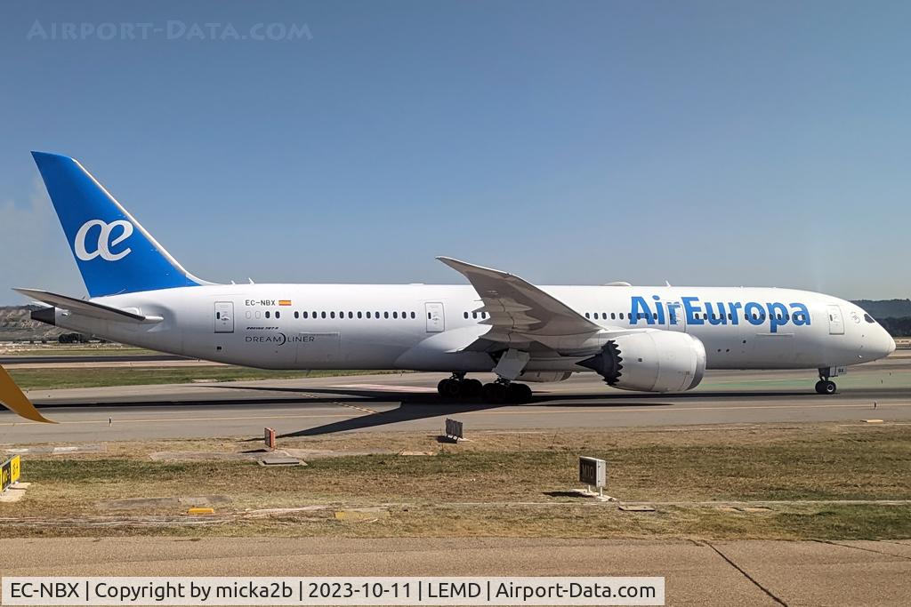 EC-NBX, 2019 Boeing 787-9 Dreamliner C/N 65247, Taxiing