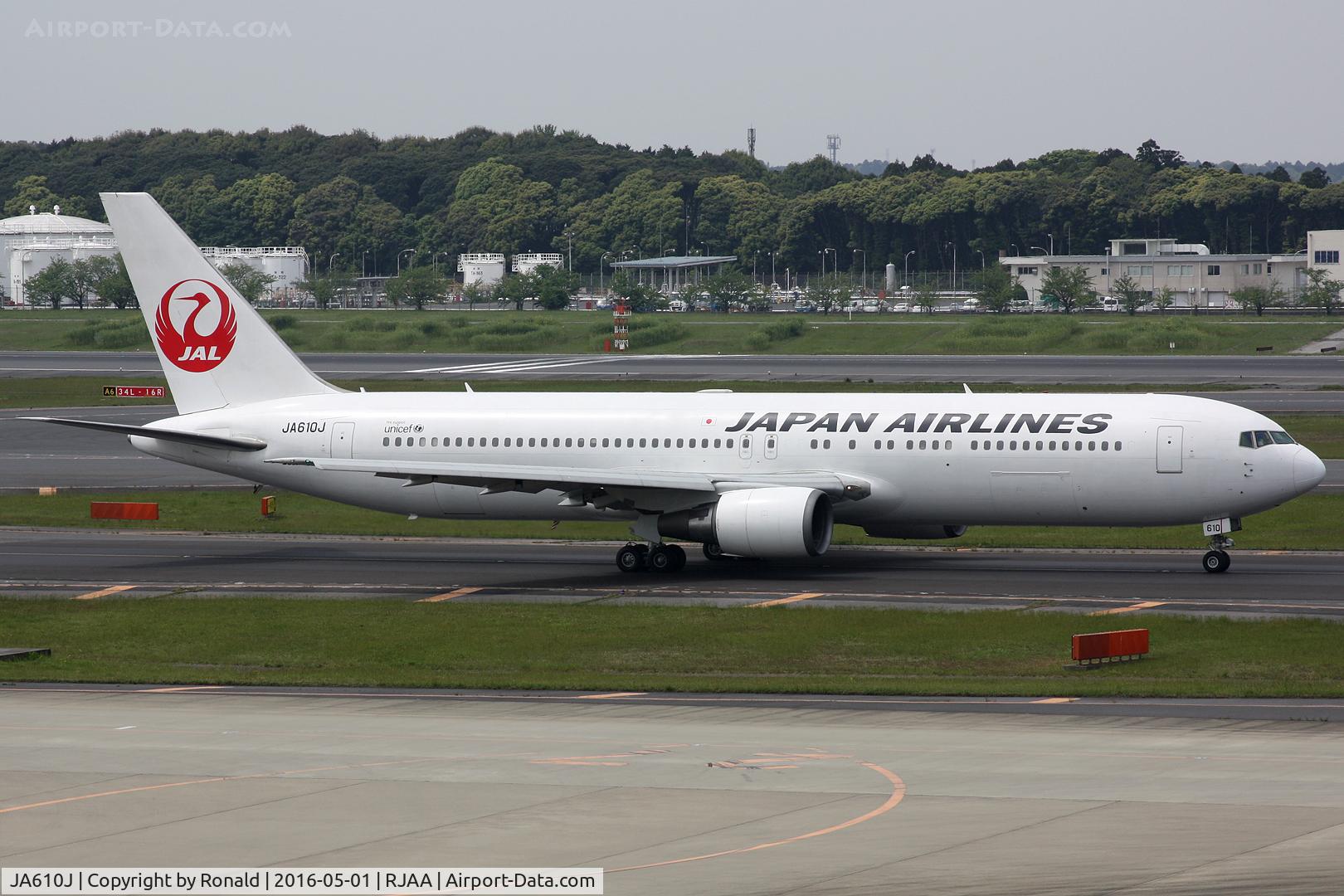 JA610J, 2004 Boeing 767-346/ER C/N 33846, at nrt