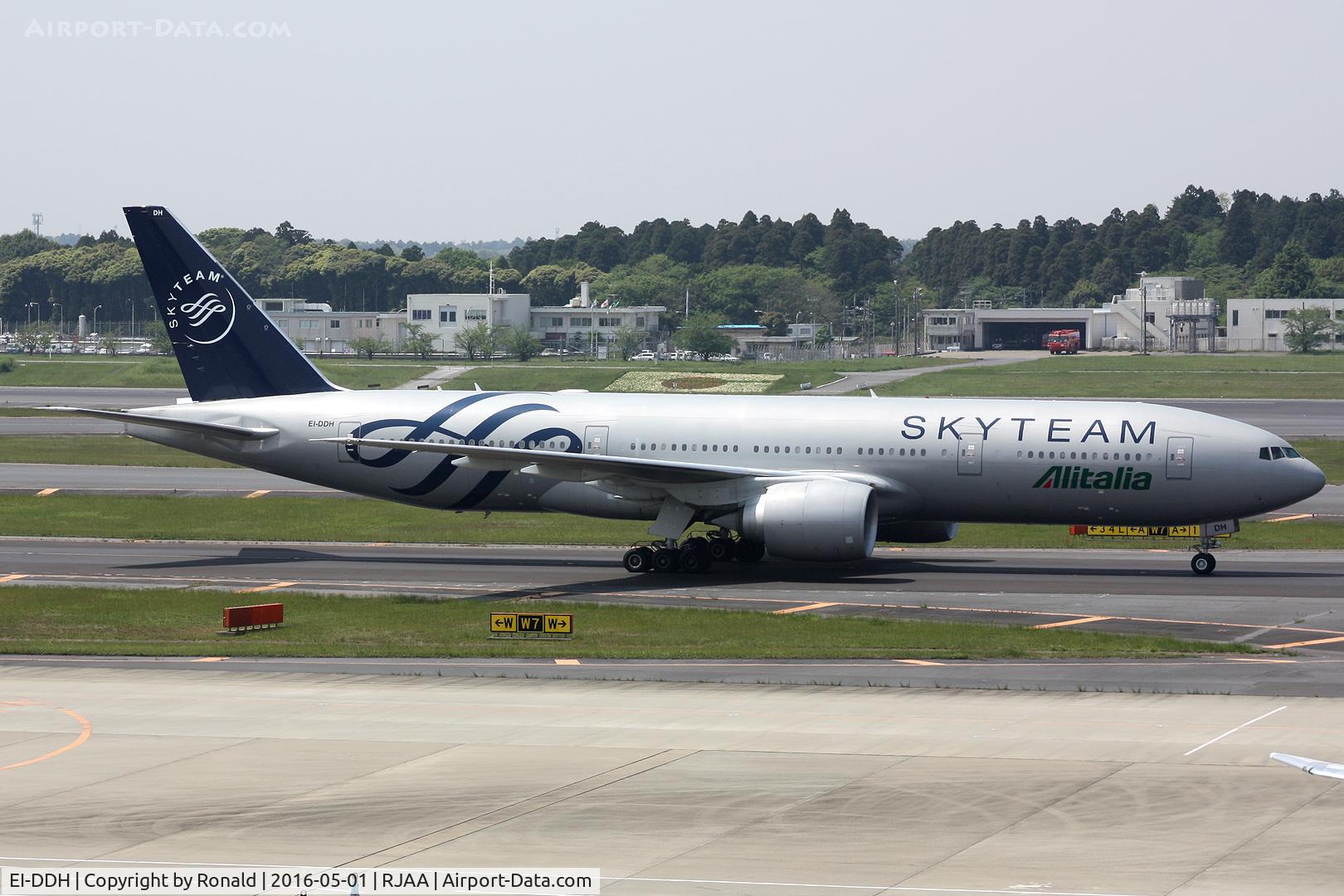 EI-DDH, 2004 Boeing 777-243/ER C/N 32784, at nrt