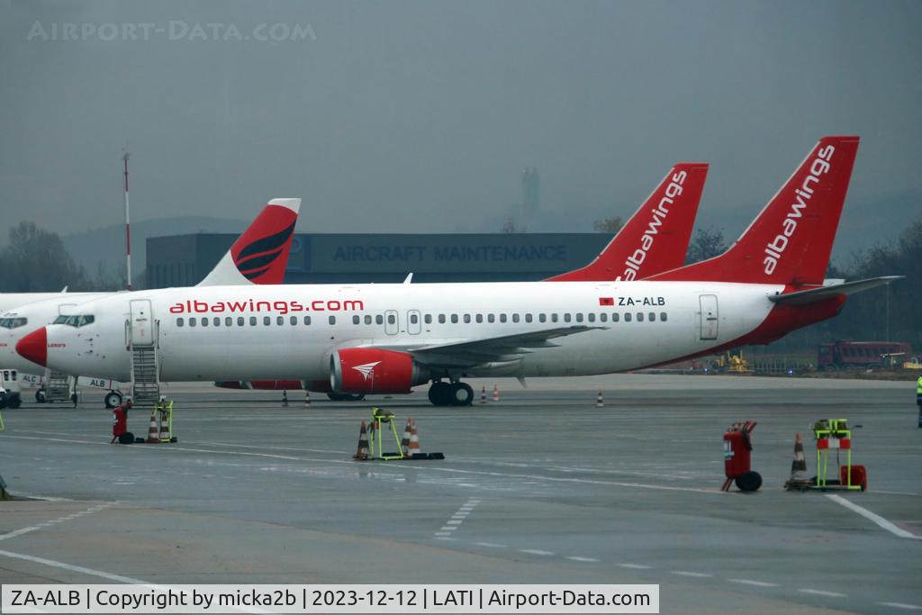 ZA-ALB, 1993 Boeing 737-46J C/N 27171, Parked