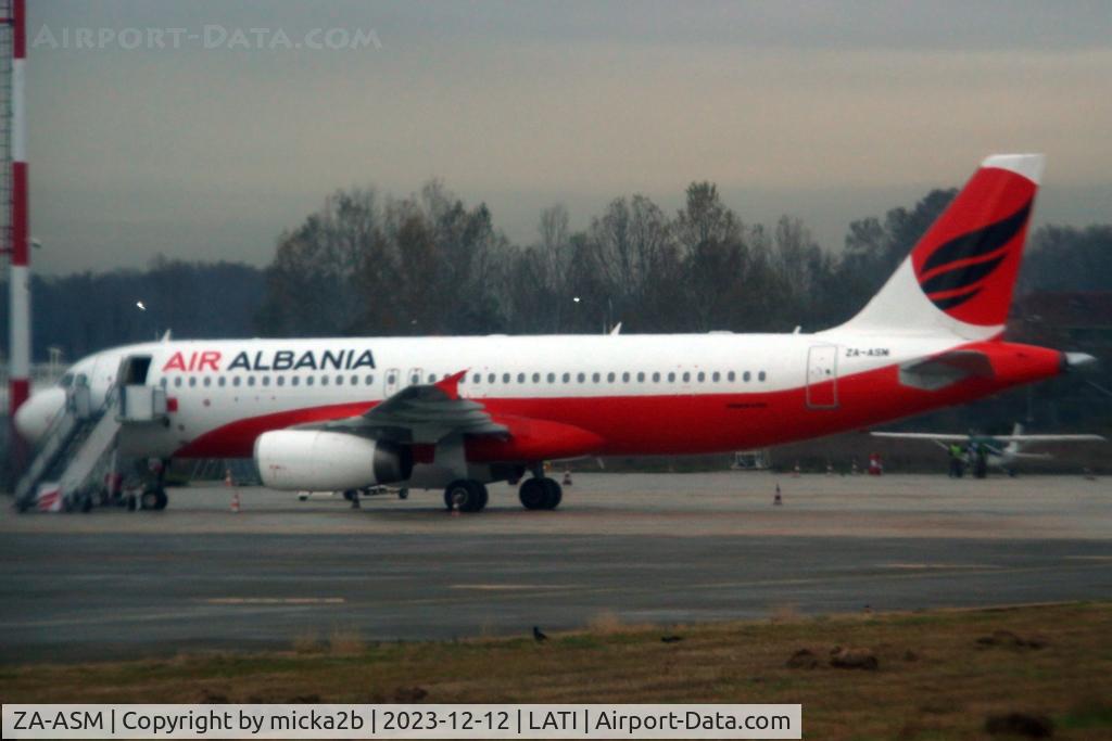ZA-ASM, 2008 Airbus A320-232 C/N 3676, Parked