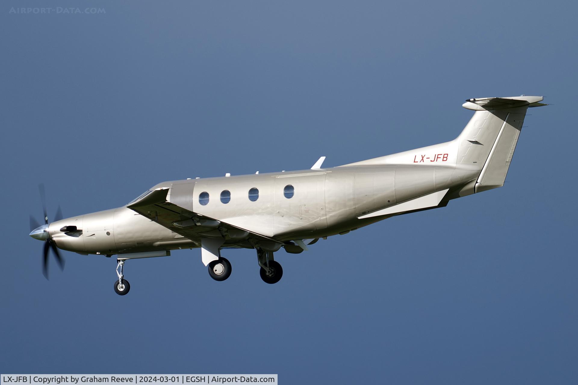 LX-JFB, 2016 Pilatus PC-12/47E NG C/N 1676, Landing at Norwich.