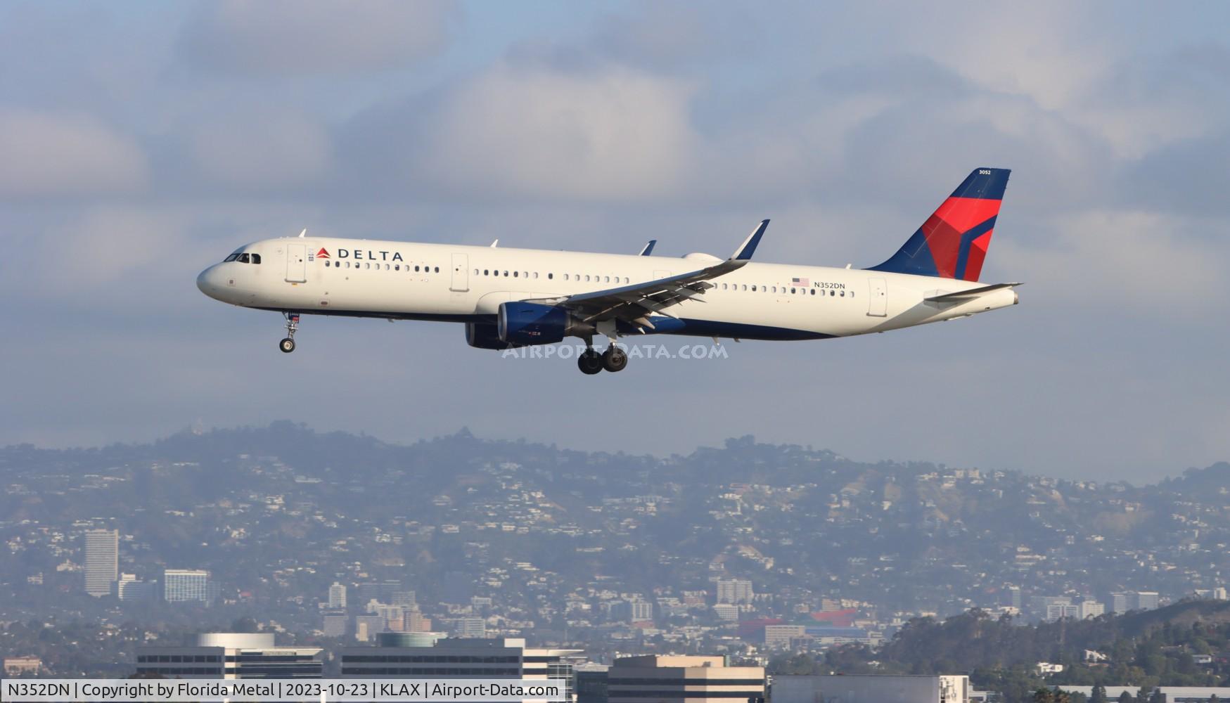 N352DN, 2018 Airbus A321-211 C/N 8283, DAL A321 zx MSP-LAX