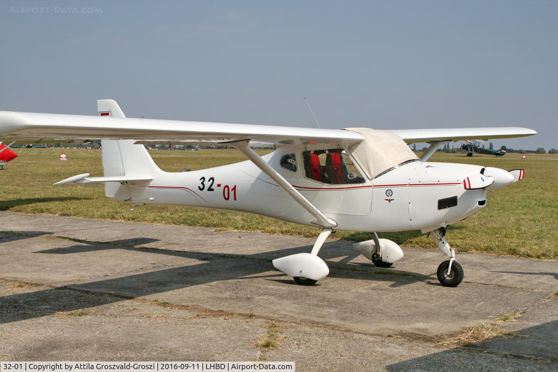 32-01, 2001 B & F Technik FK-9 Mark 3 C/N 171, LHBD - Börgönd Airport. Albatros-Börgönd Air Show 2016, Hungary