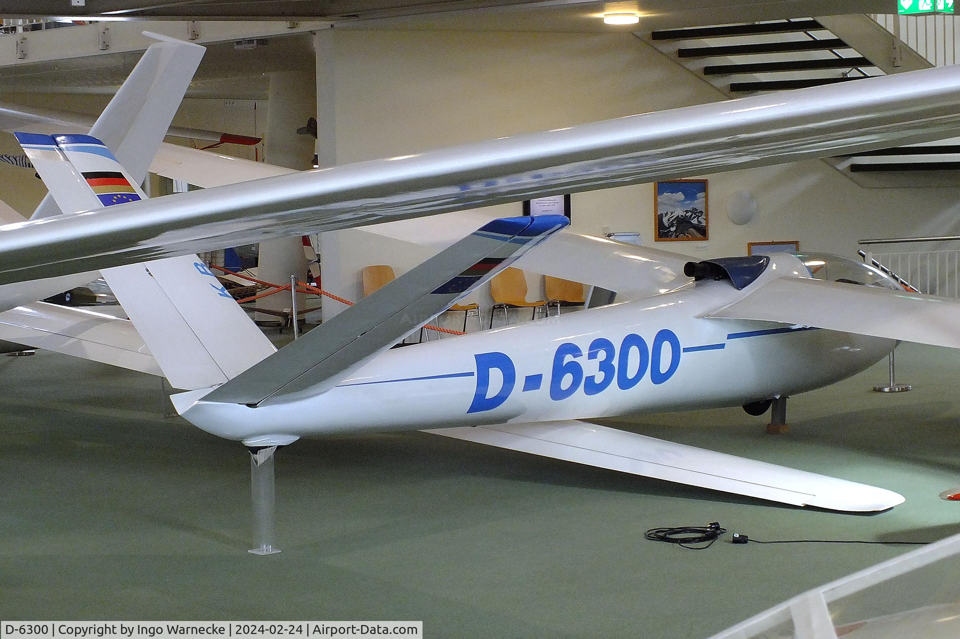 D-6300, 1968 Akaflieg Braunschweig SB-5E C/N 6, Akaflieg Braunschweig SB-5E, built as SB-5B in 1968, converted to SB-5E in 1973, the dorsal fairing contains a camera pointing backwards, at the Deutsches Segelflugmuseum mit Modellflug (German Soaring Museum with Model Flight), Gersfeld Wasserkuppe