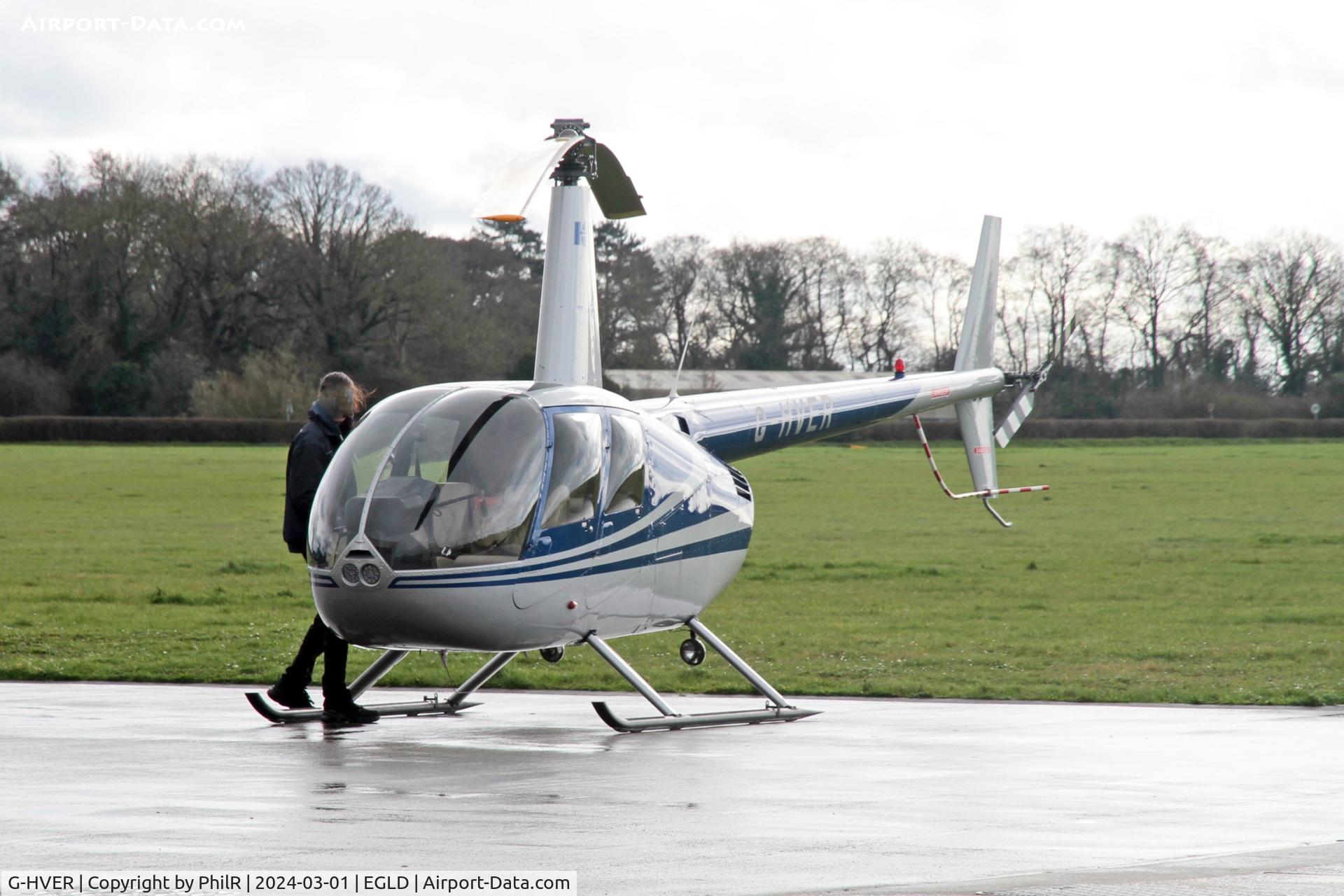G-HVER, 2007 Robinson R44 Raven II C/N 11754, G-HVER 2007 Robinson R44 Raven ll Denham