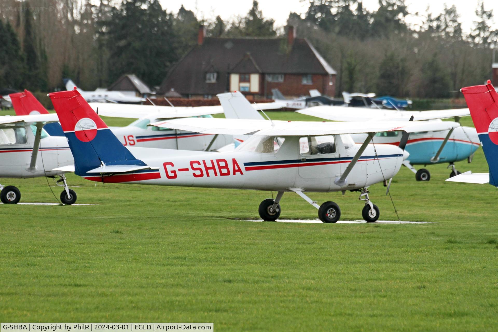 G-SHBA, 1979 Reims Cessna F152 II C/N 1570, G-SHBA 1979 Reims Cessna F152 Denham