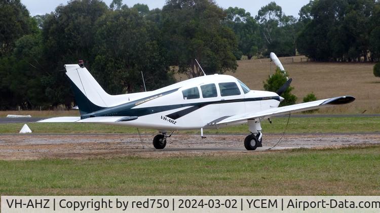 VH-AHZ, 1975 Beech C23 Sundowner 180 Sundowner 180 C/N M-1725, Beech Sundowner VH-AHZ at Coldstream Aerodrome YCEM.