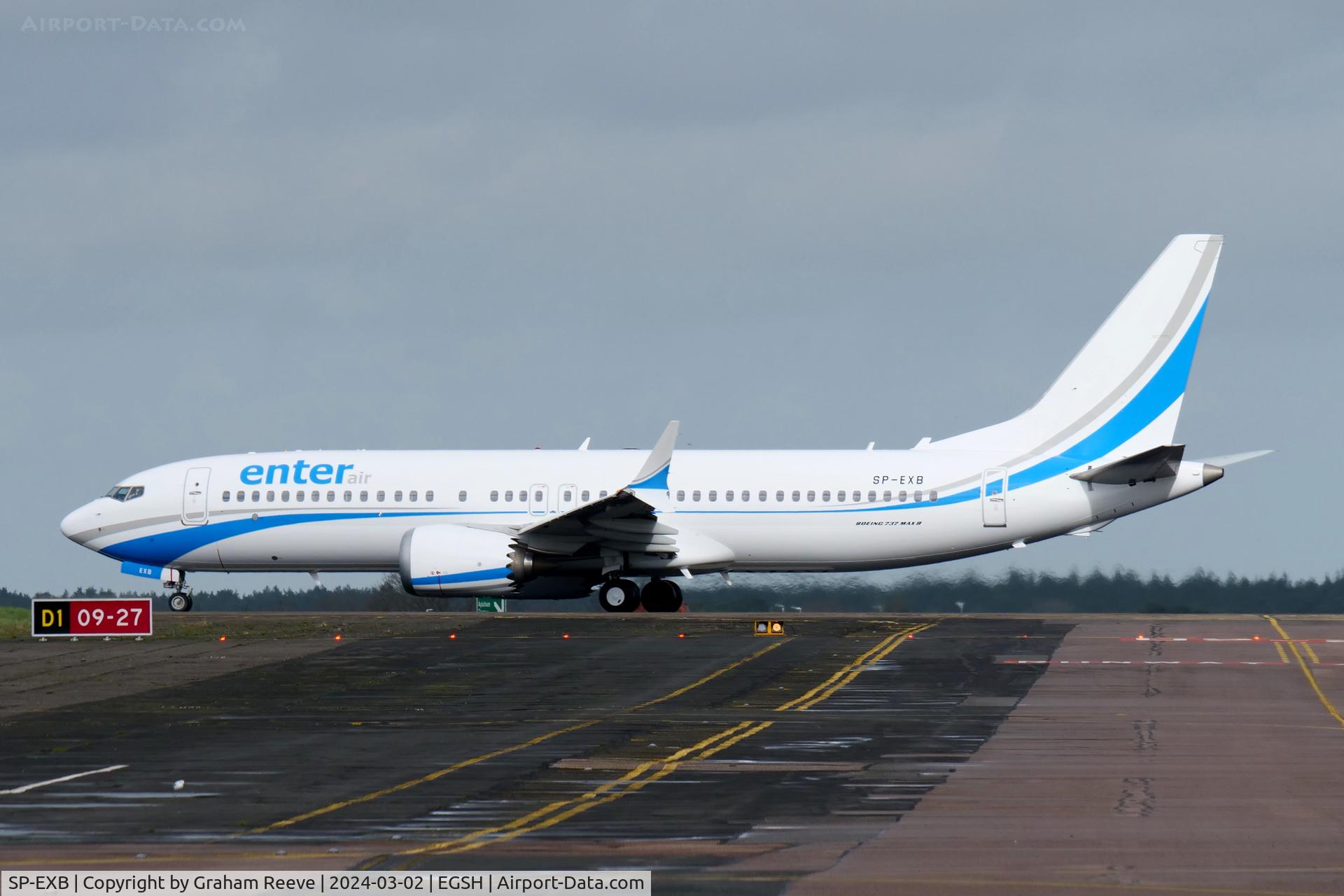 SP-EXB, 2018 Boeing 737-8 MAX C/N 64296, Departing from Norwich.