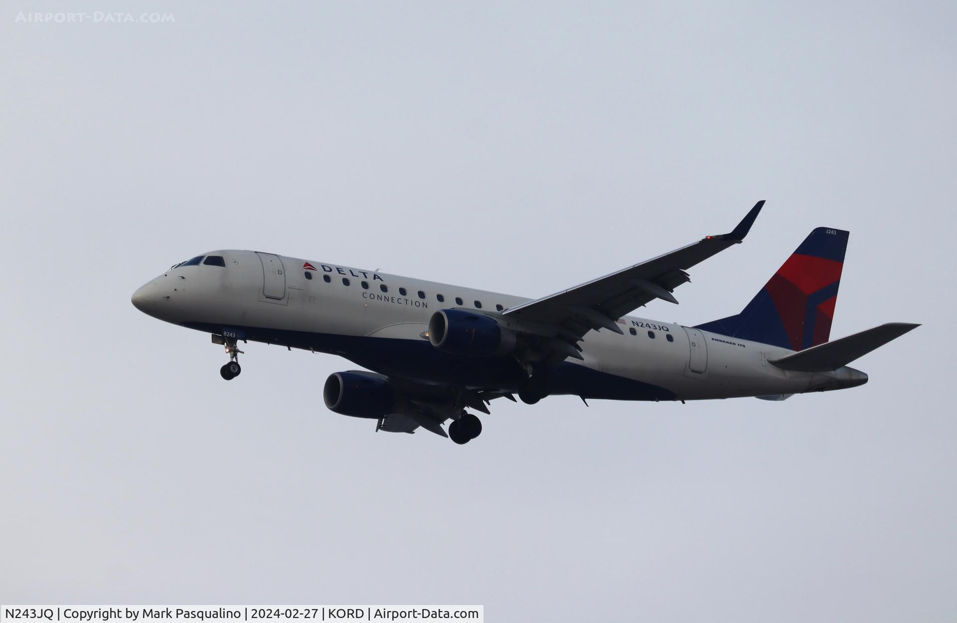 N243JQ, 2008 Embraer 175LR (ERJ-170-200LR) C/N 17000253, ERJ-170-200LR