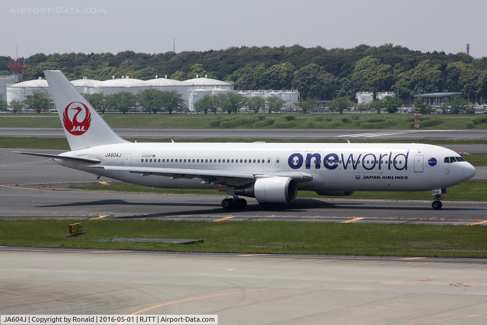 JA604J, 2003 Boeing 767-346/ER C/N 33493, at nrt