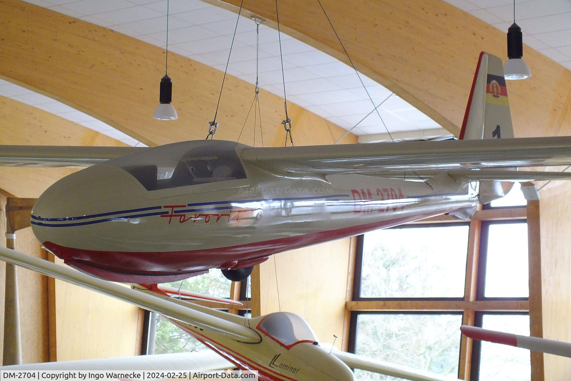 DM-2704, 1963 VEB Apparatebau Lommatzsch Lom-61 Favorit C/N 0704, Lommatzsch Lom-61 Favorit at the Deutsches Segelflugmuseum mit Modellflug (German Soaring Museum with Model Flight), Gersfeld Wasserkuppe