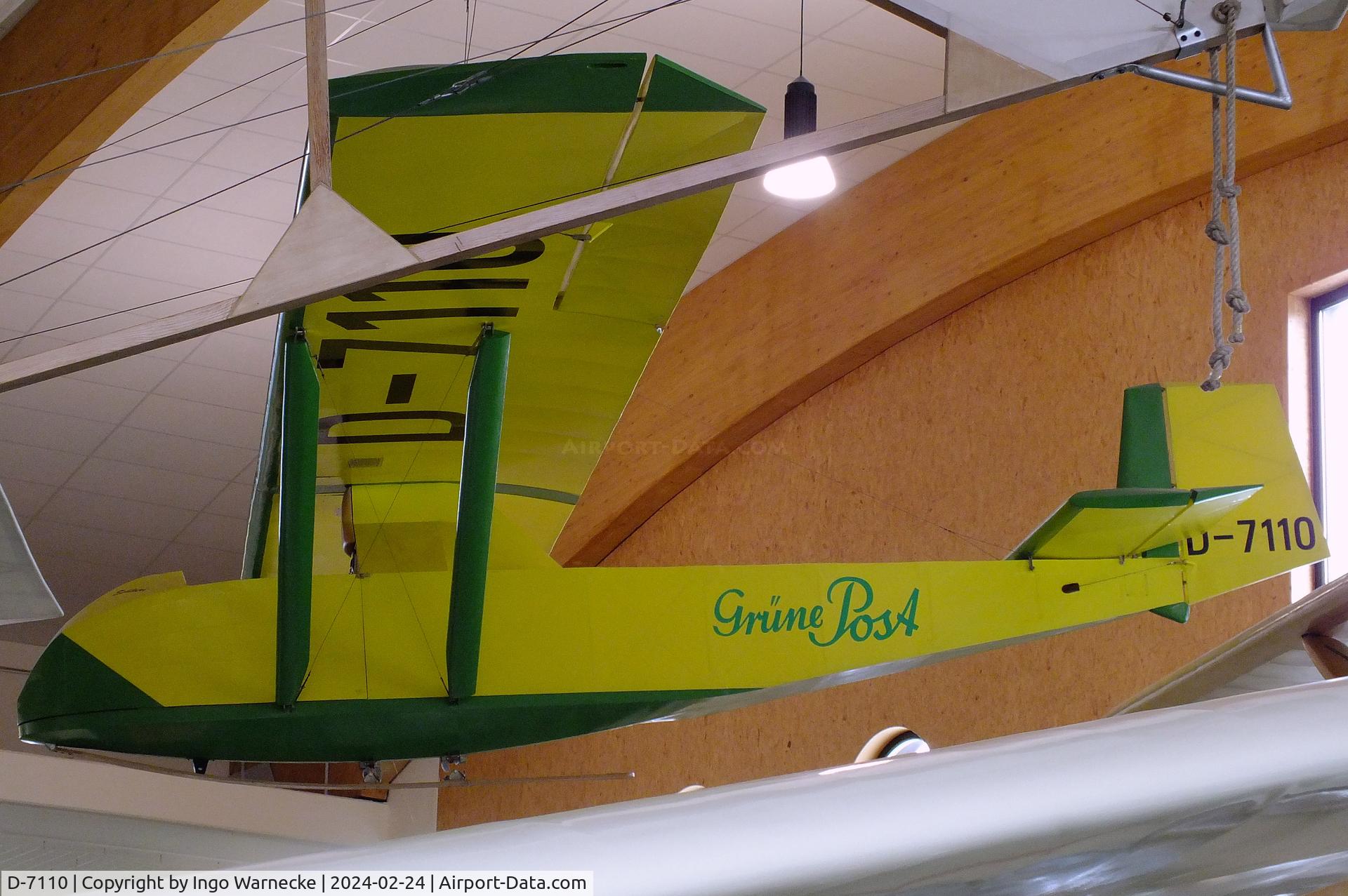 D-7110, 2001 Lippisch Grüne Post C/N nil, Lippisch (Helmut Regenhardt) Grüne Post at the Deutsches Segelflugmuseum mit Modellflug (German Soaring Museum with Model Flight), Gersfeld Wasserkuppe