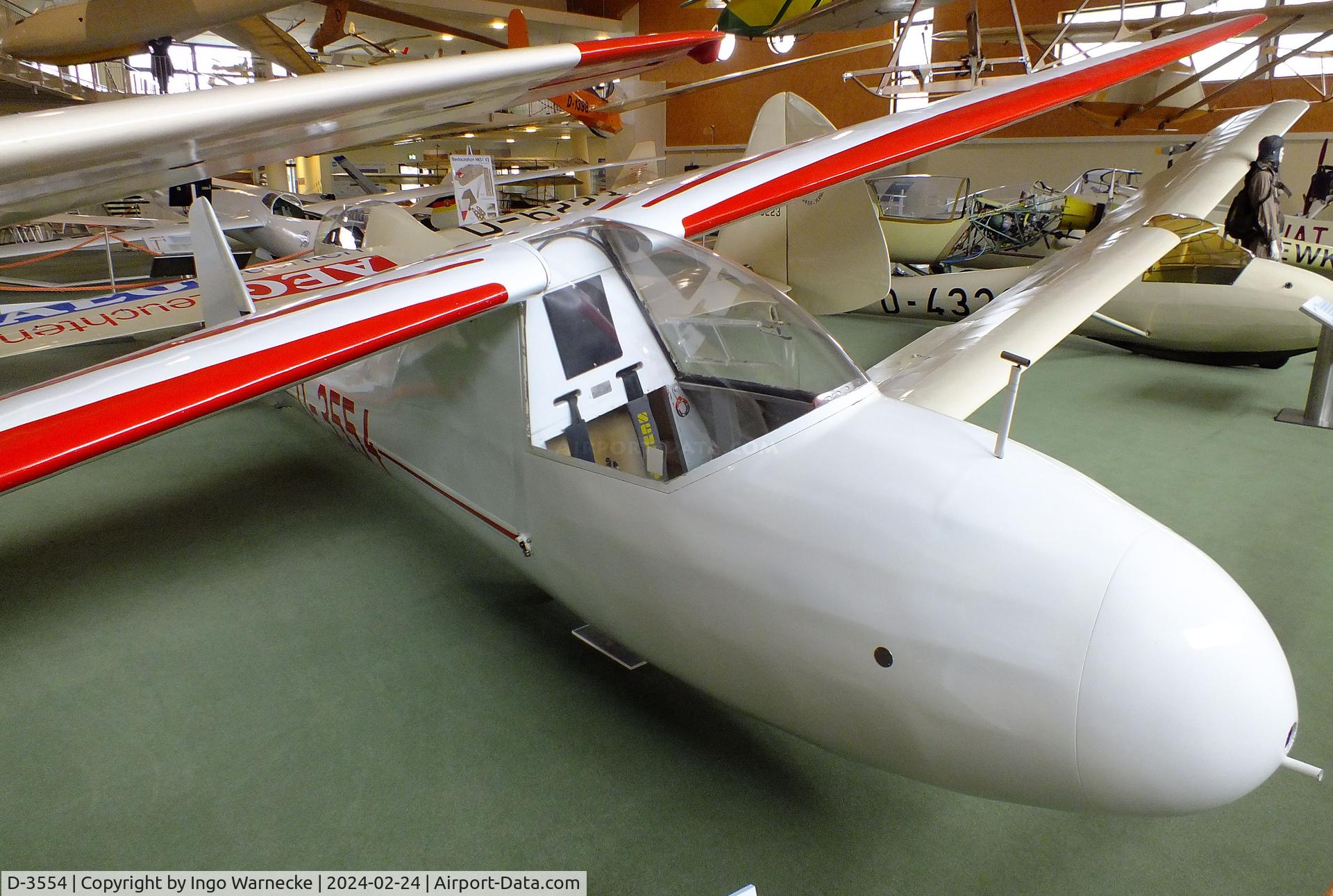 D-3554, 1952 Vogt Lo-100 Zwergreiher C/N 101AB, Vogt Lo 100 Zwergreiher at the Deutsches Segelflugmuseum mit Modellflug (German Soaring Museum with Model Flight), Gersfeld Wasserkuppe