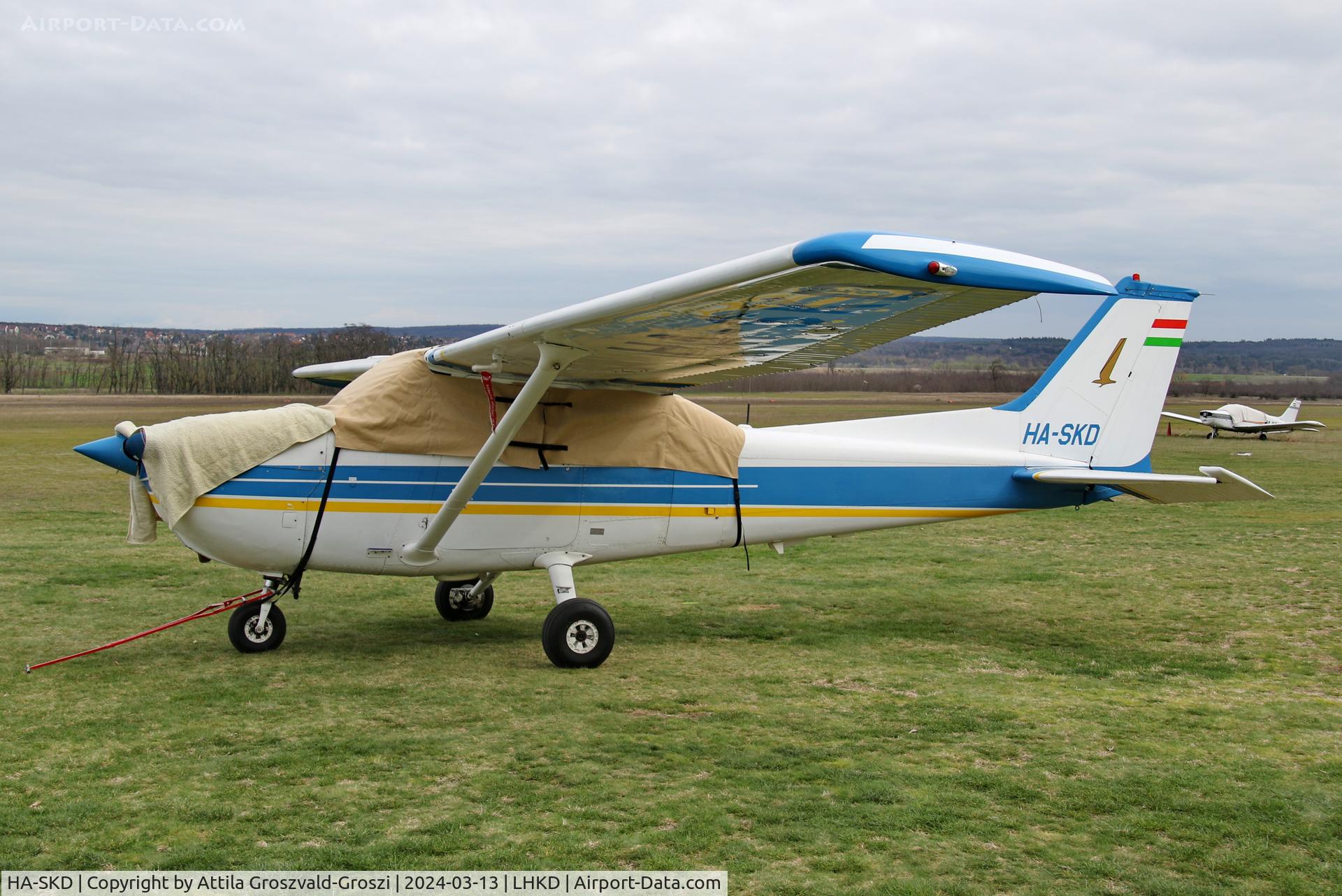 HA-SKD, 1978 Cessna 172N C/N 17270586, LHGD - Gödöllö Airport, Hungary