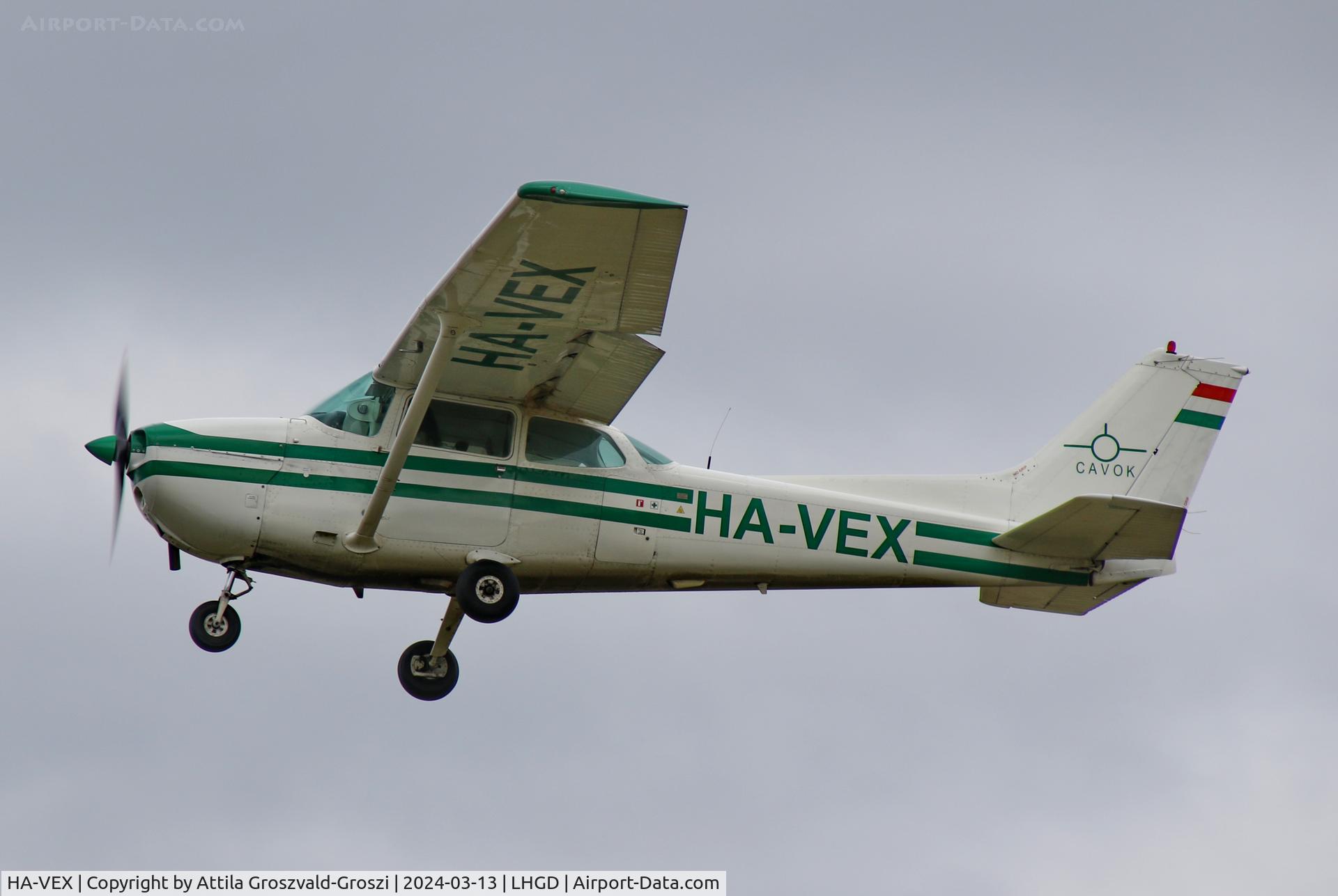 HA-VEX, Cessna 172N C/N 17273261, LHGD - Gödöllö Airport, Hungary