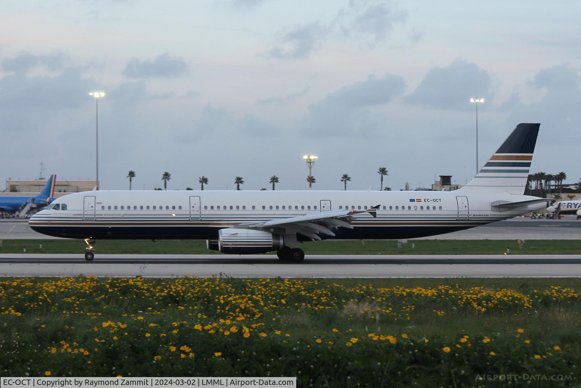 EC-OCT, 2012 Airbus A321-231 C/N 5350, A321 EC-OCT Privilege Style Air