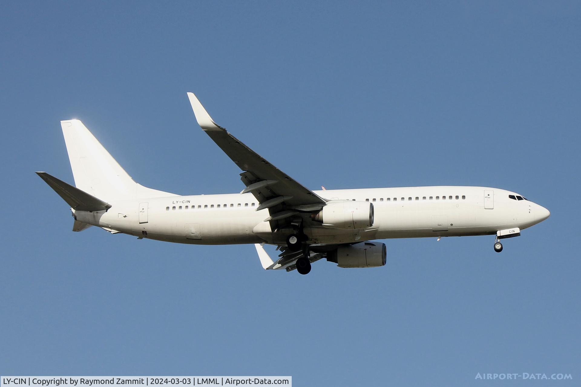 LY-CIN, 2002 Boeing 737-83N C/N 28247, B737-800 LY-CIN Getjets