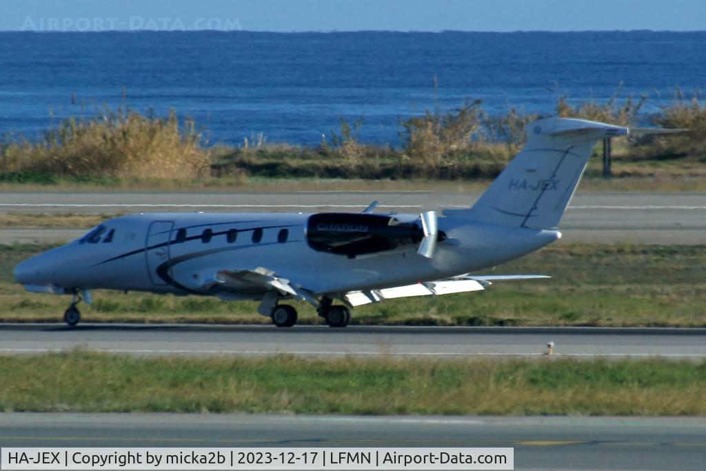 HA-JEX, 1994 Cessna 650 Citation VI C/N 650-0240, Landing