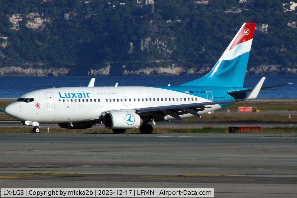 LX-LGS, 2005 Boeing 737-7C9 C/N 33956, Taxiing