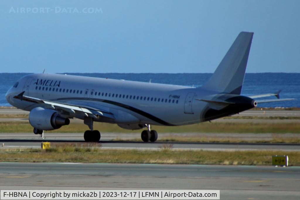 F-HBNA, 2010 Airbus A320-214 C/N 4335, Take off