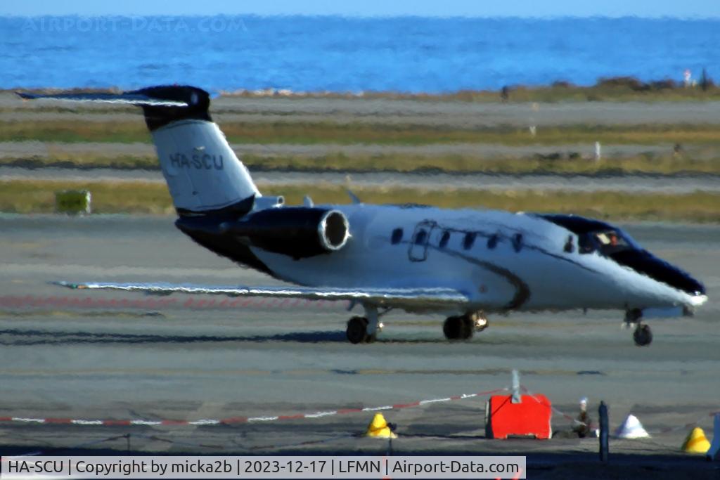 HA-SCU, 1992 Cessna 650 Citation VI C/N 650-0217, Taxiing