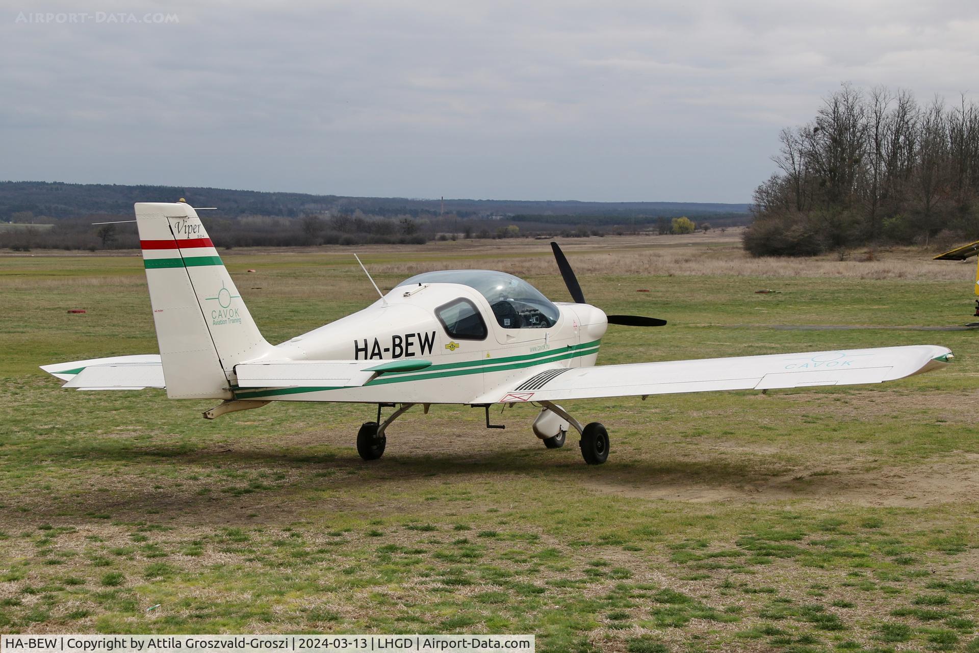 HA-BEW, 2017 Tomark Aero Viper SD-4 RTC C/N 21737, LHGD - Gödöllö Airport, Hungary