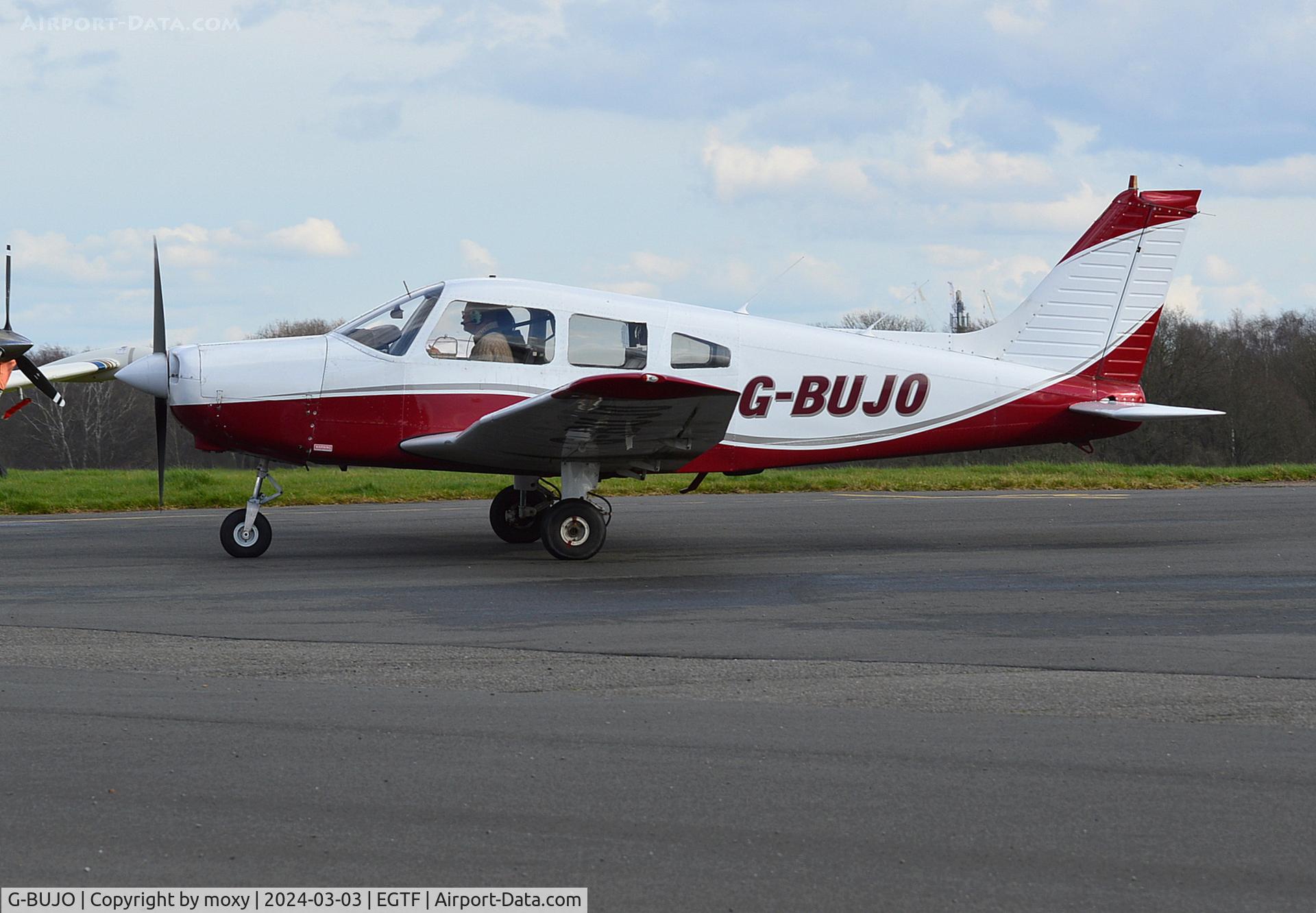 G-BUJO, 1977 Piper PA-28-161 Cherokee Warrior II C/N 28-7716077, Piper PA-28-161 Cherokee Warrior II at Fairoaks.