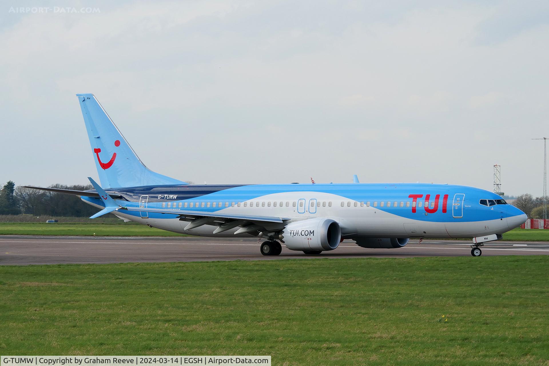 G-TUMW, 2022 Boeing 737-8 MAX C/N 44615, Departing from Norwich.