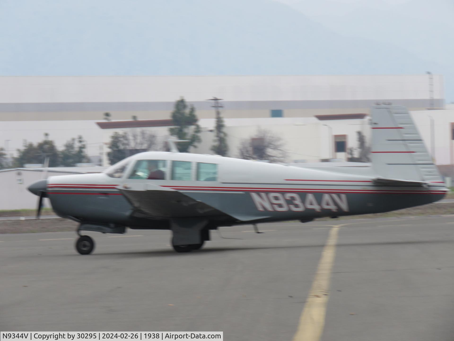 N9344V, 1970 Mooney M20F Executive C/N 700052, Parked