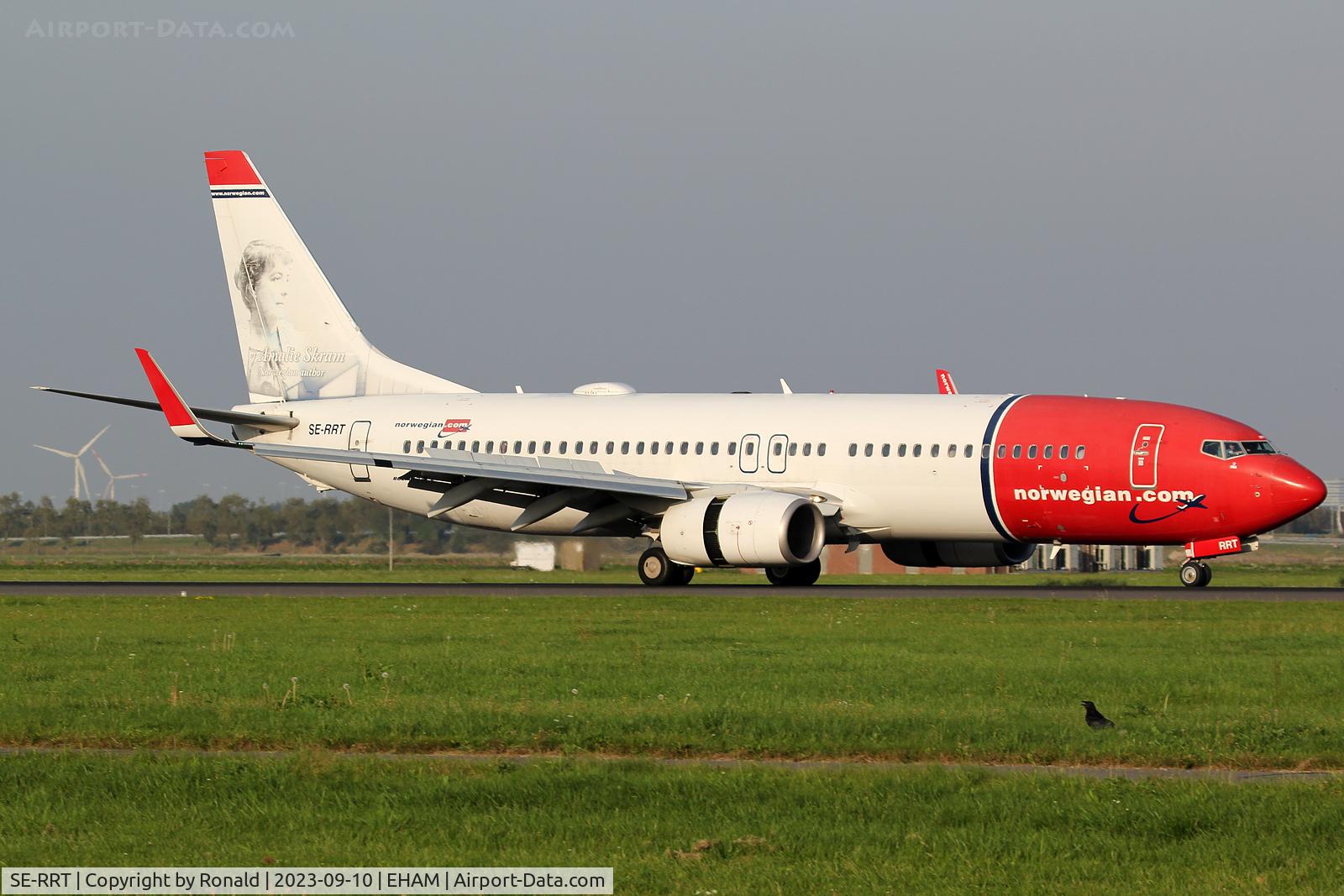 SE-RRT, 2011 Boeing 737-8JP C/N 40867, at spl