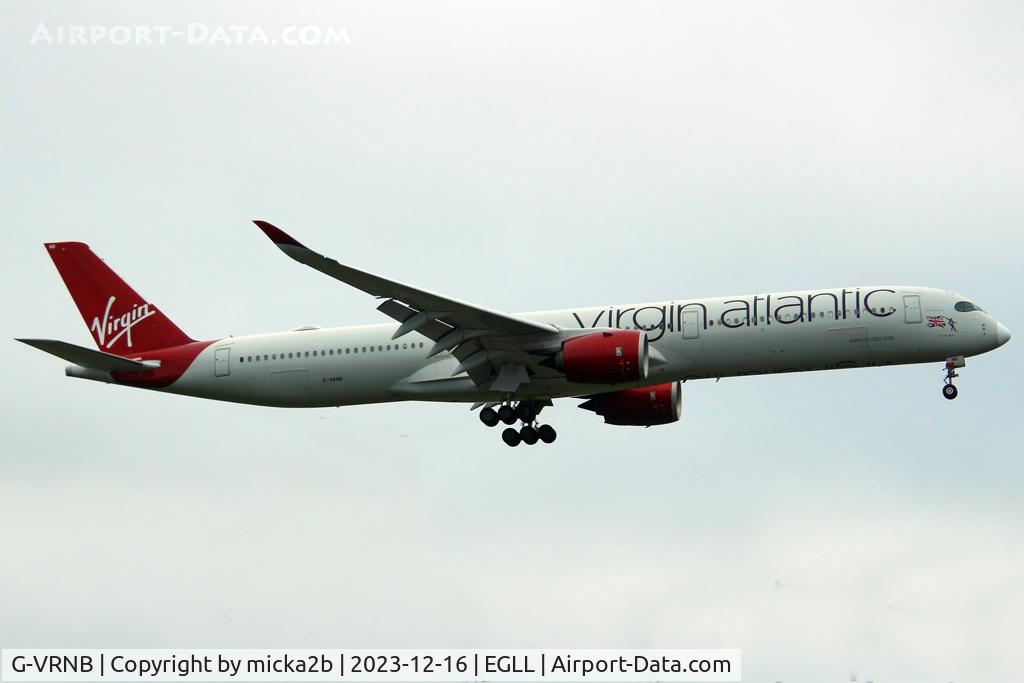 G-VRNB, 2020 Airbus A350-1041 C/N 415, Landing