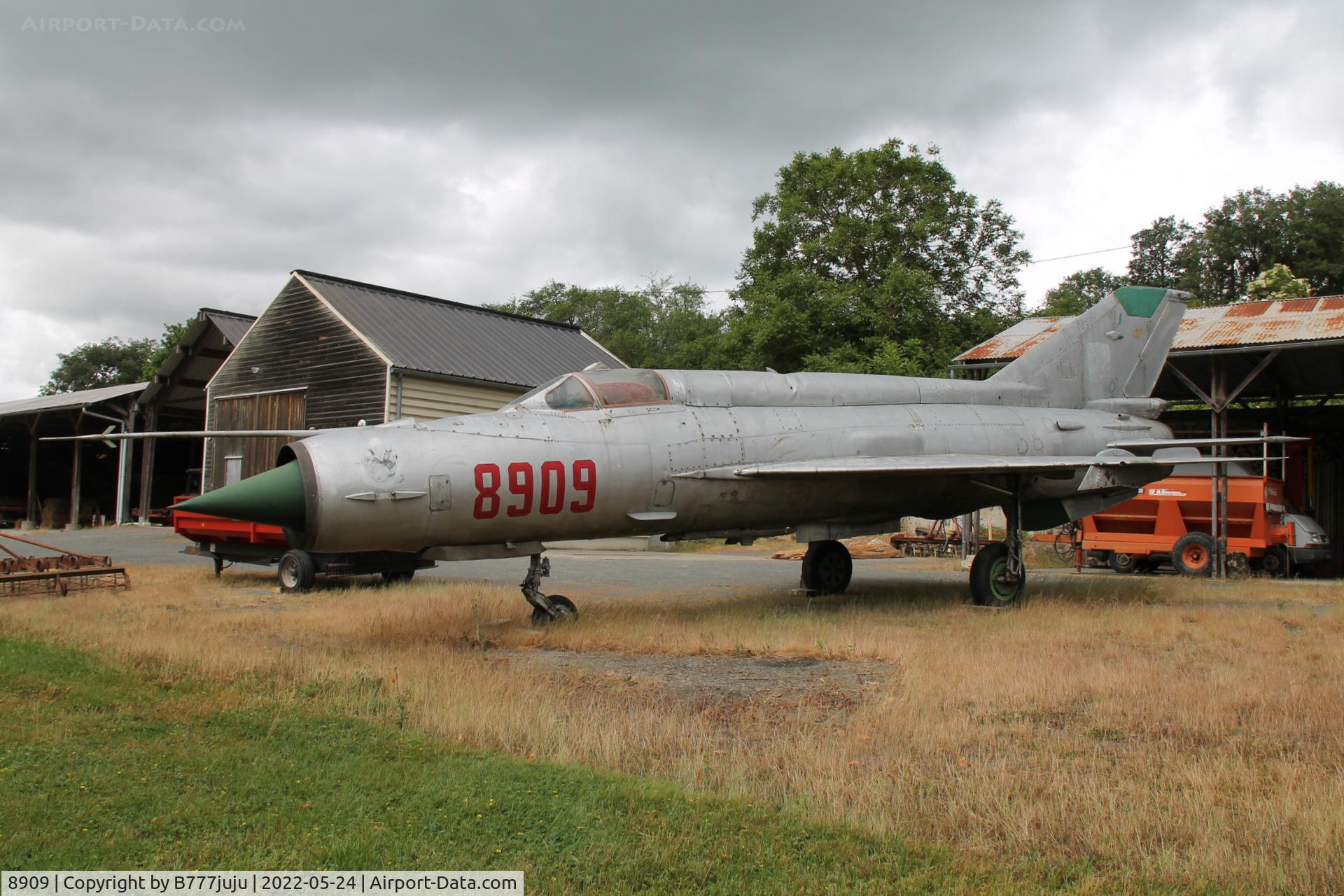8909, Mikoyan-Gurevich MiG-21MF C/N 968909, at La Tourette, Saix