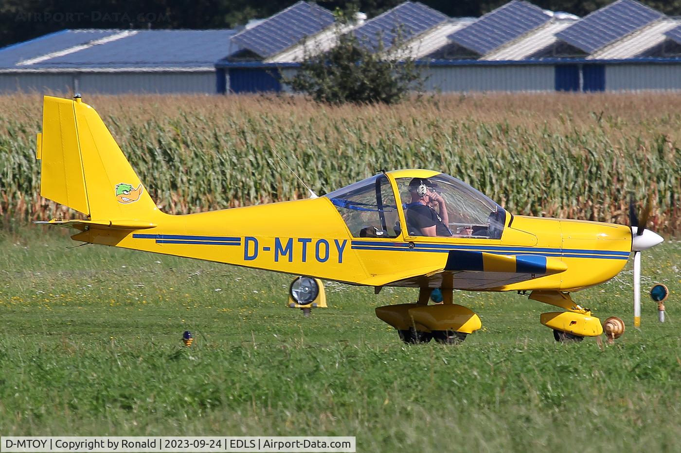 D-MTOY, 1999 Evektor-Aerotechnik EV-97 Eurostar C/N Not found D-MTOY, at edls