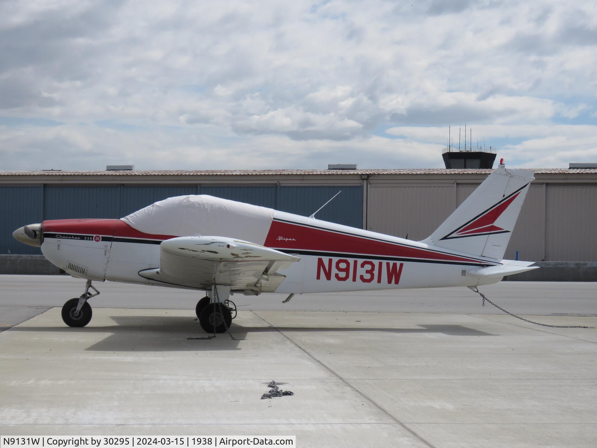 N9131W, 1966 Piper PA-28-235 C/N 28-10749, Parked