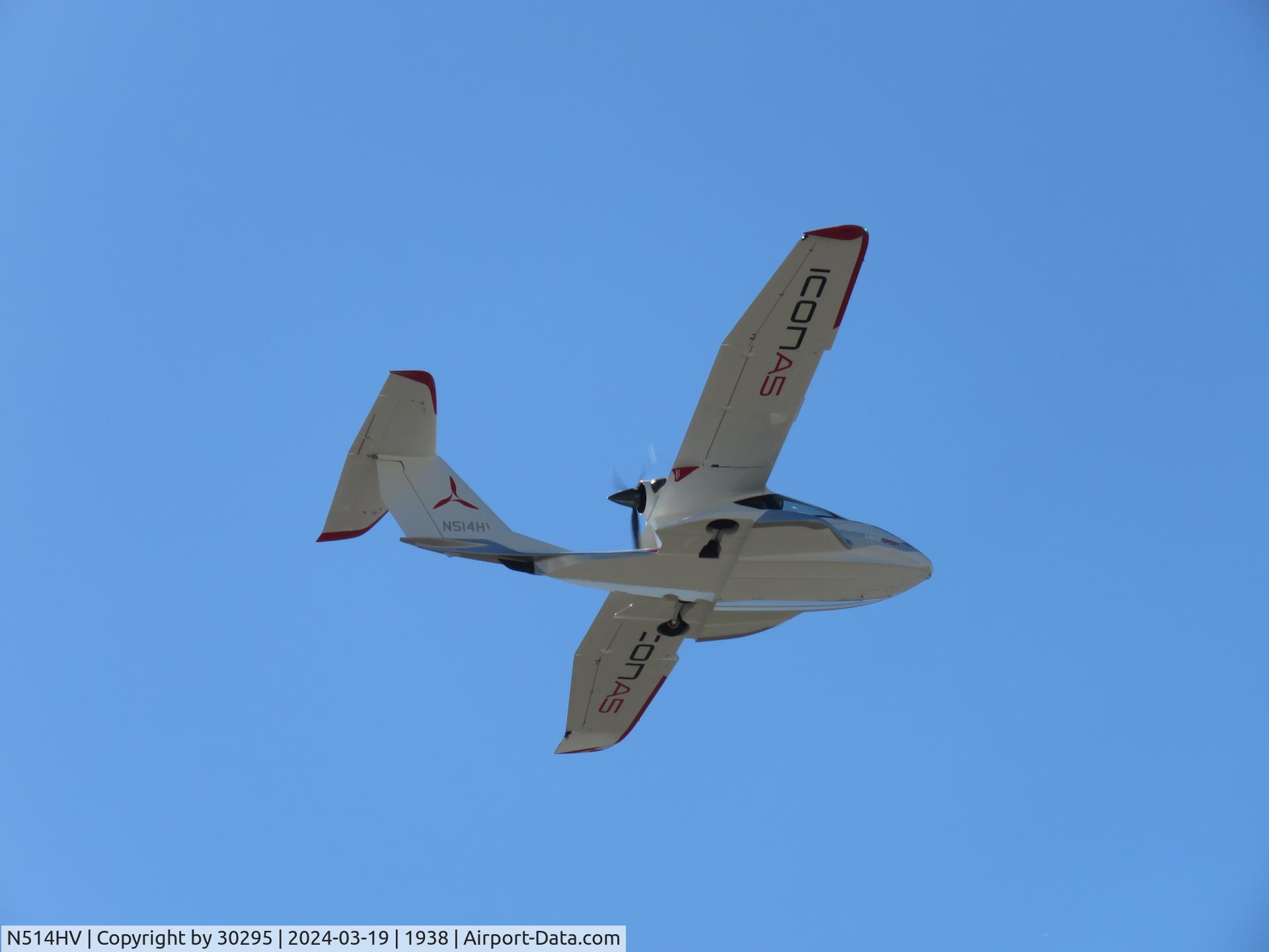 N514HV, 2018 Icon Aircraft Inc A5 C/N 00027, Headed west