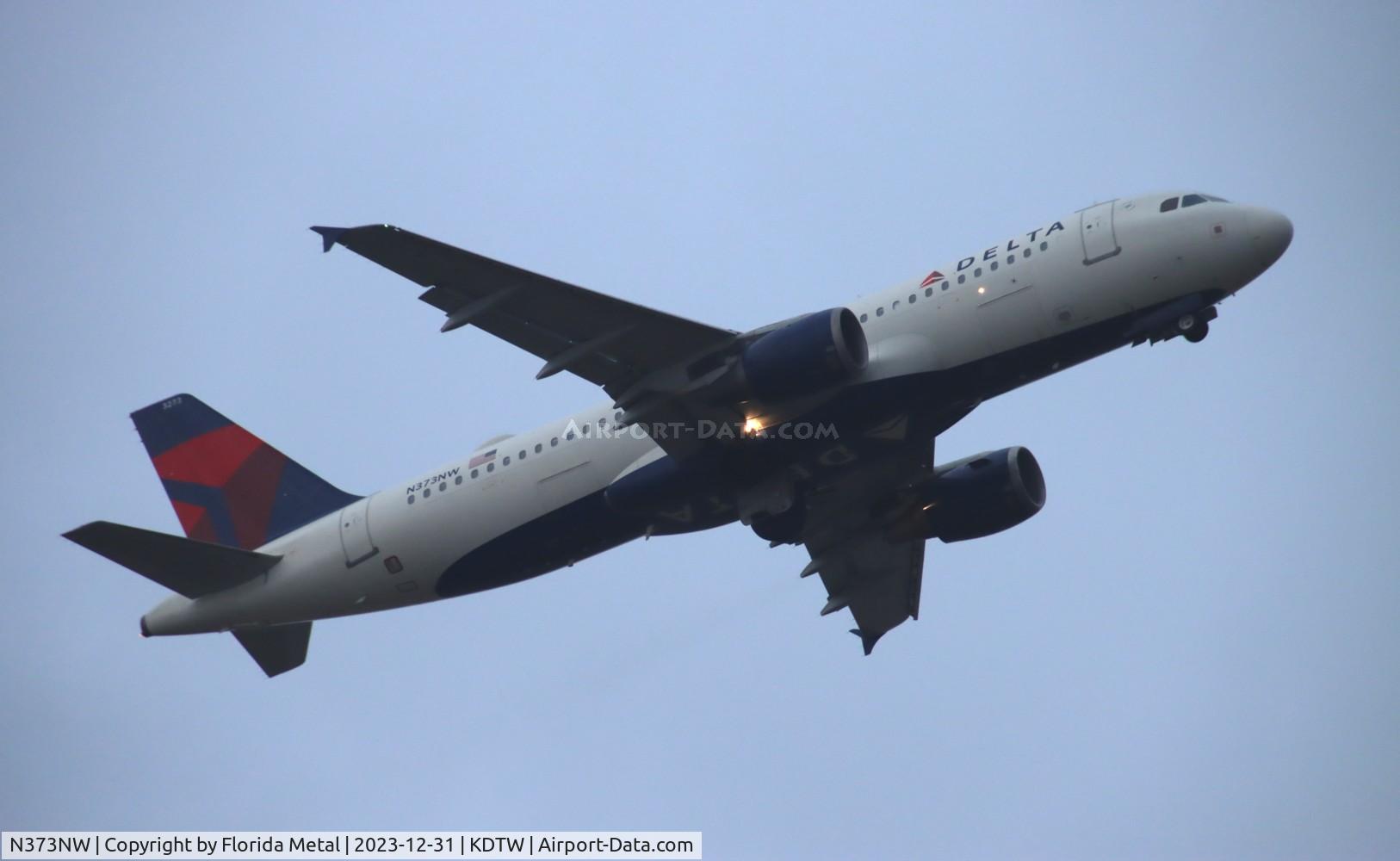 N373NW, 2001 Airbus A320-212 C/N 1641, DAL A320 zx DTW-BOS