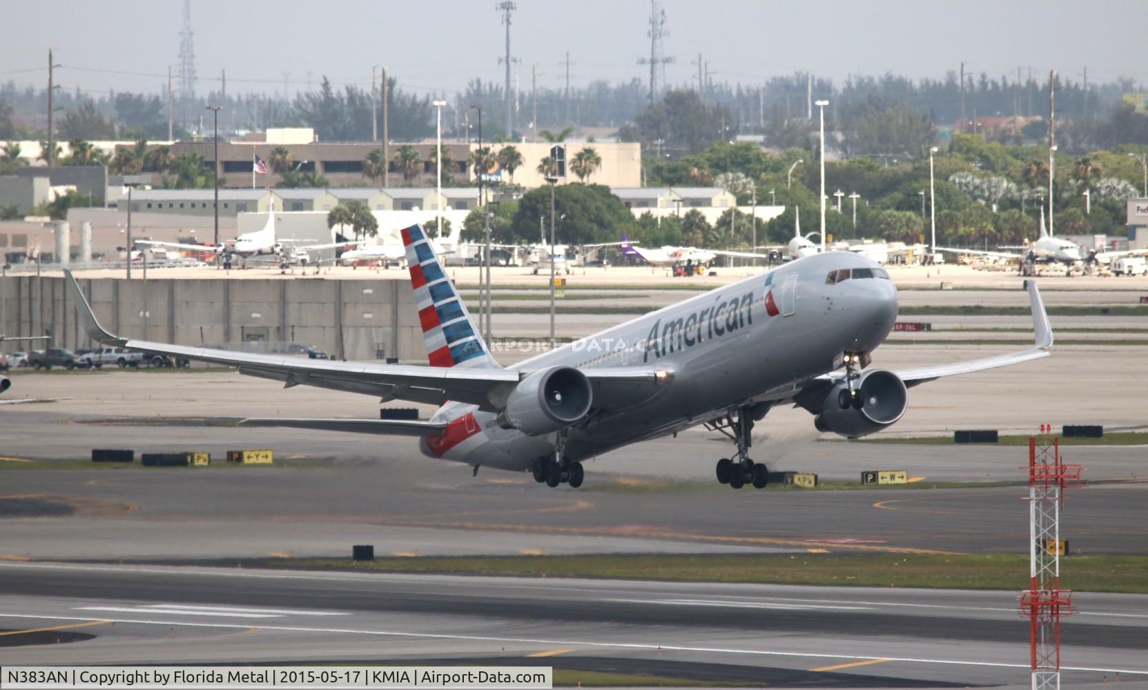 N383AN, 1993 Boeing 767-323 C/N 26995, AAL 763 nc zx