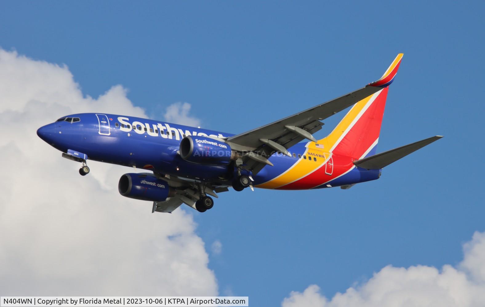 N404WN, 2001 Boeing 737-7H4 C/N 27892, SWA 737 nc zx ALB-TPA