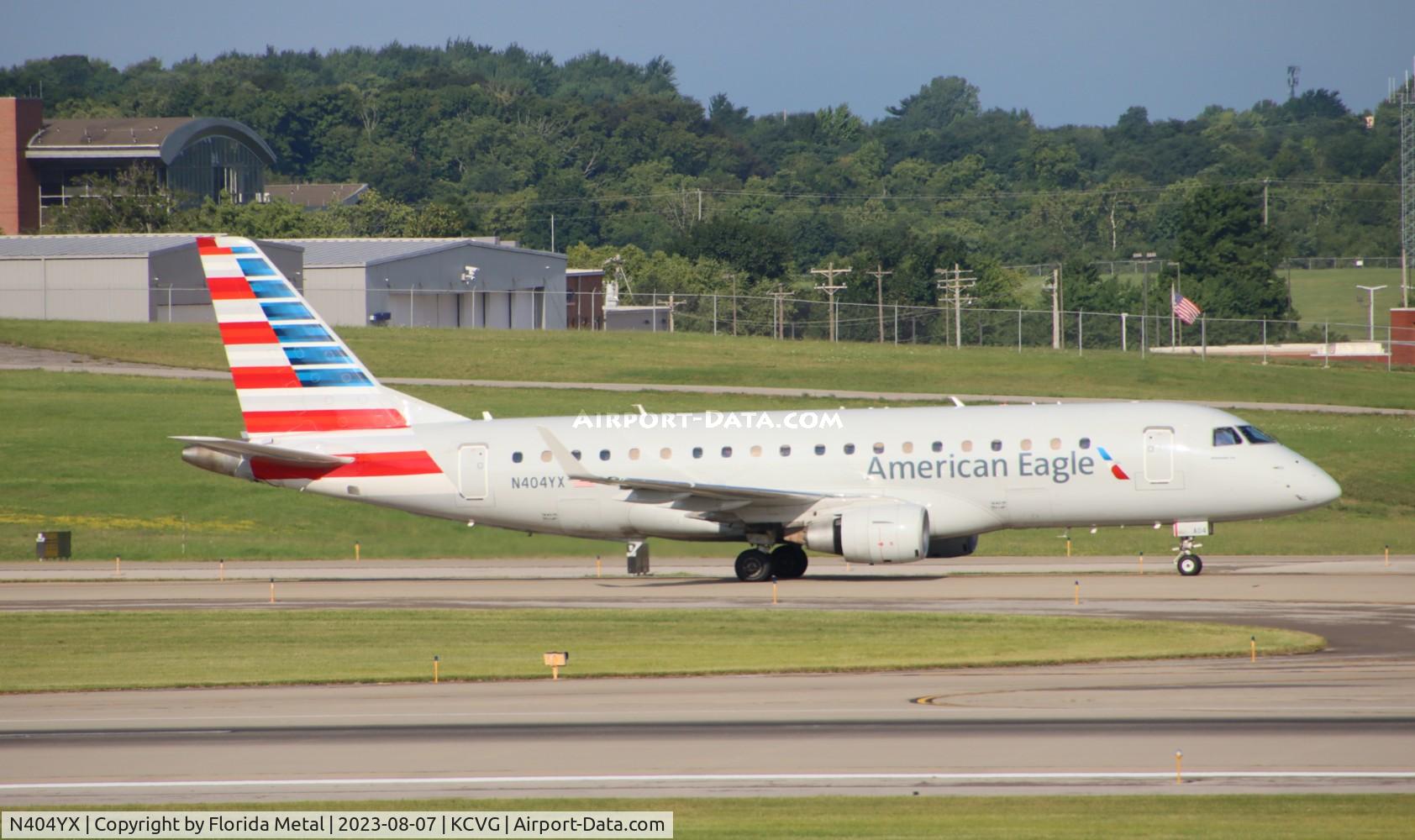 N404YX, 2013 Embraer 175LR (ERJ-170-200LR) C/N 17000367, RPA/AE E175 zx ORD-CVG