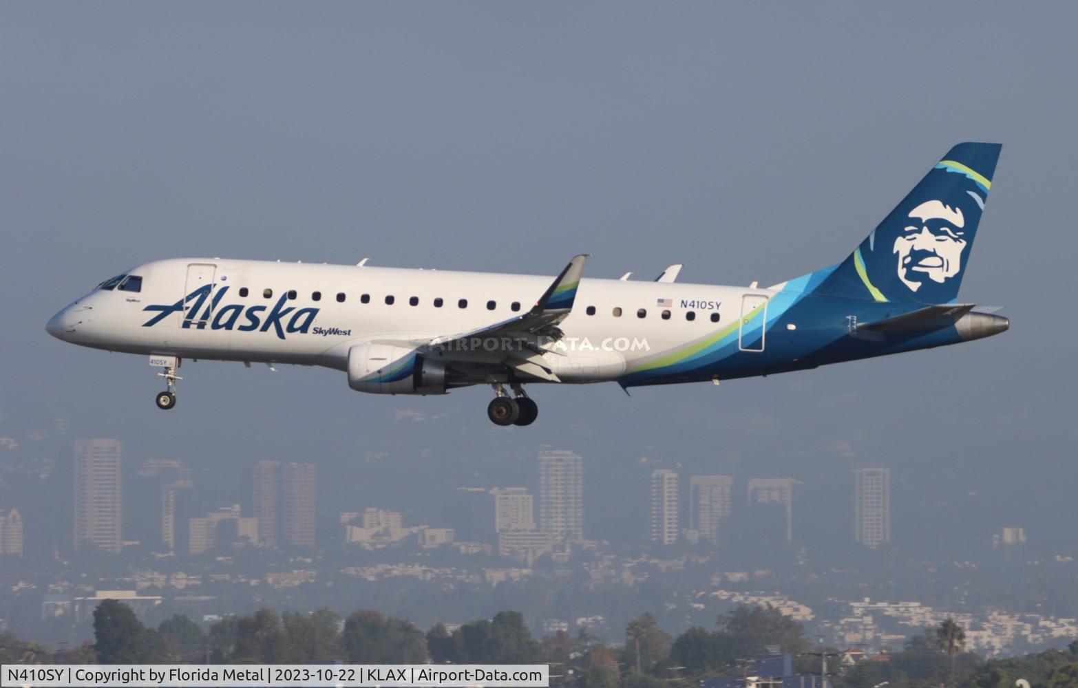 N410SY, Embraer 170-200LR C/N 17000904, SKW/ASA E175 zx STS-LAX