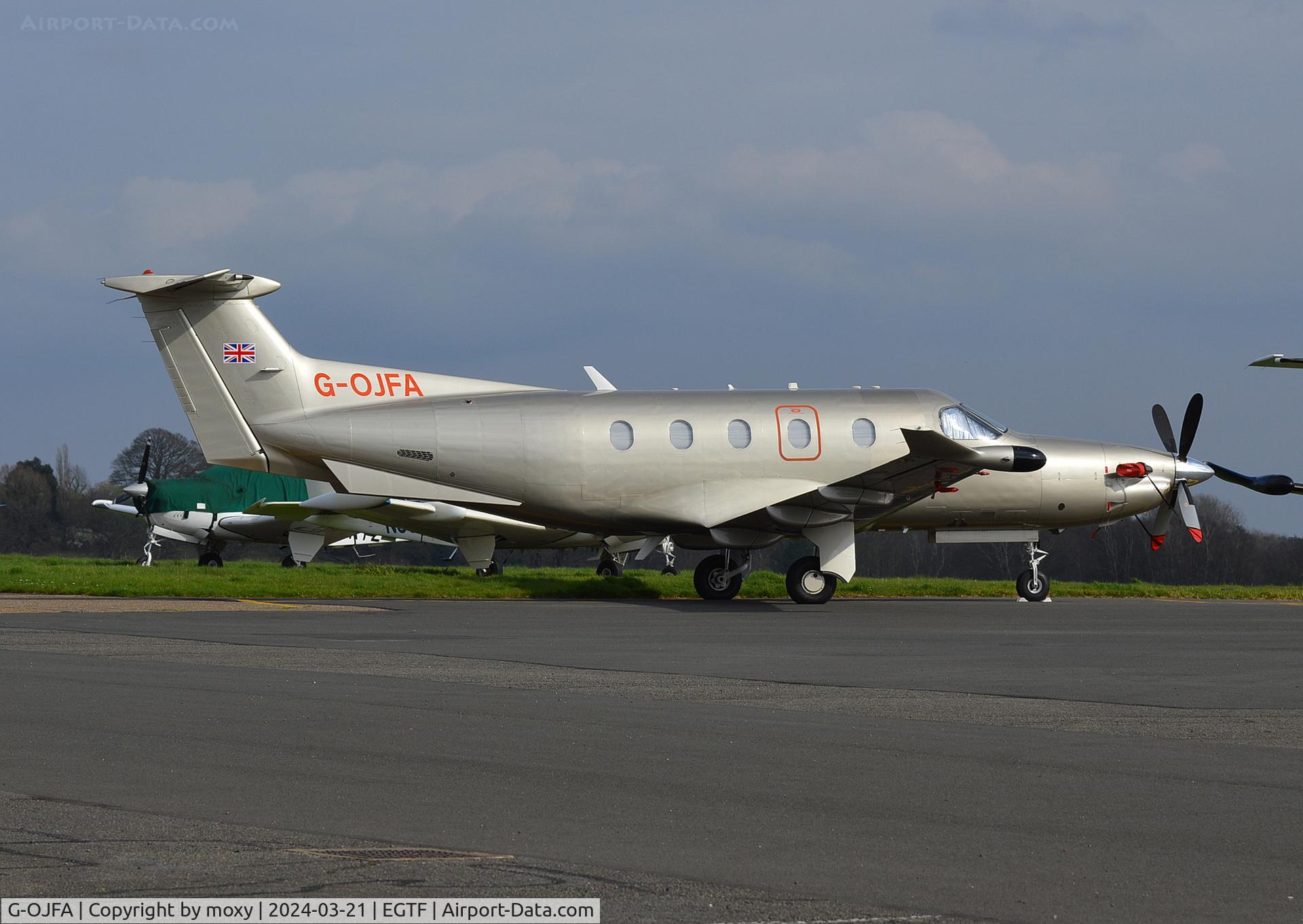 G-OJFA, 2009 Pilatus PC-12/47E C/N 1148, Pilatus PC-12/47E at Fairoaks. Ex LX-NEW